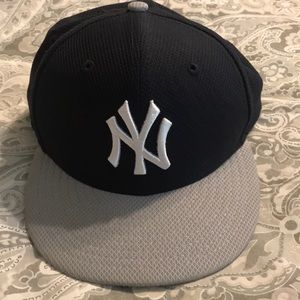 Kids New York Yankees hat